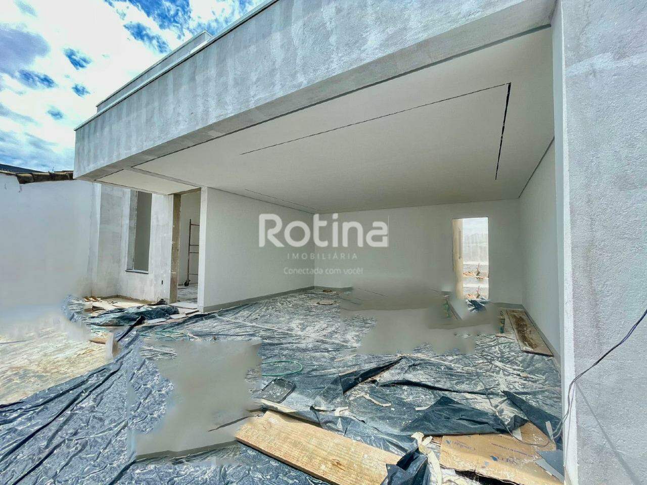 Casa à venda, 3 quartos em Uberlândia no bairro Santa Rosa no valor de R$ 950.000,00 - Rotina Imobiliária: 