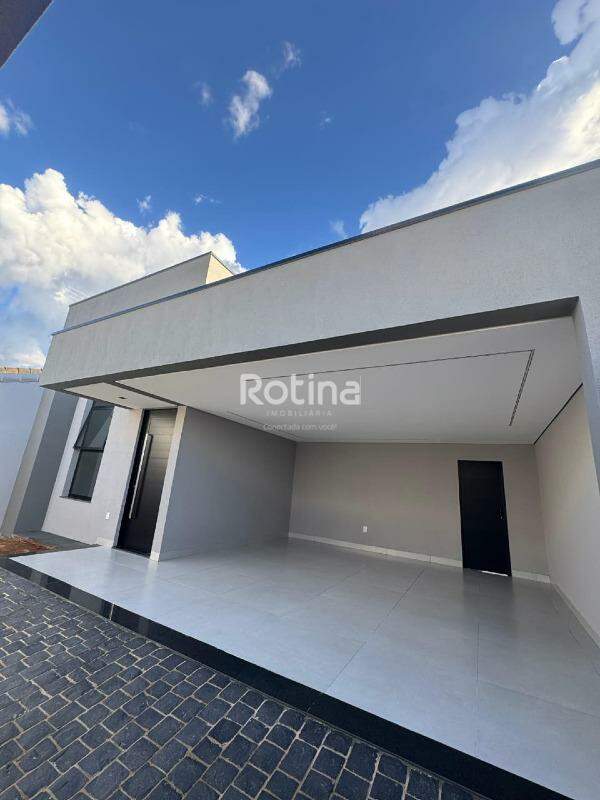 Casa à venda, 3 quartos em Uberlândia no bairro Santa Rosa no valor de R$ 950.000,00 - Rotina Imobiliária: 