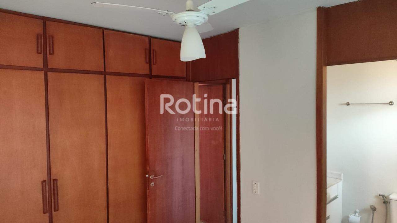 Apartamento para alugar, 3 quartos em Uberlândia no bairro Martins no valor de R$ 2.100,00 - Rotina Imobiliária: 