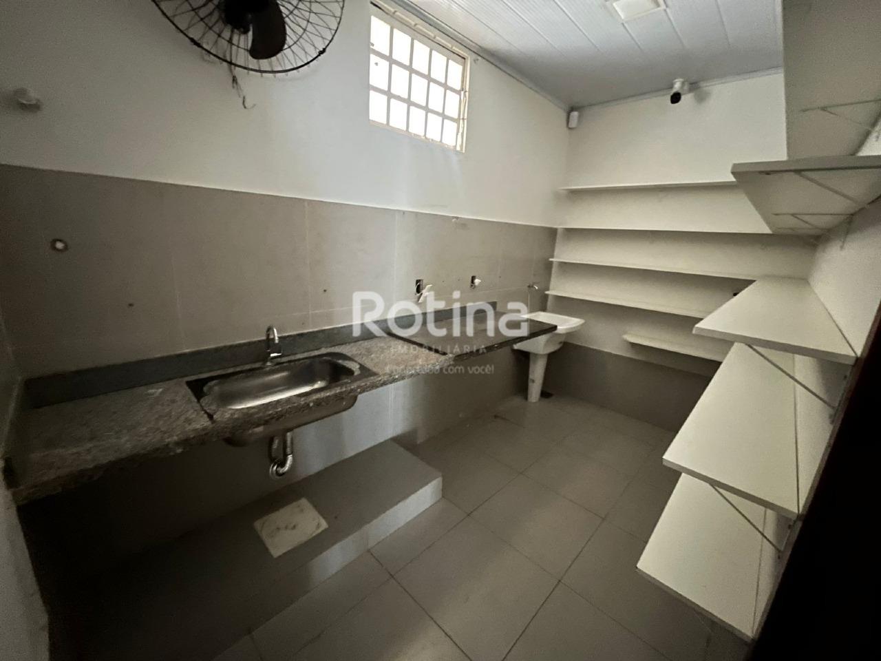 Comercial para alugar, em Uberlândia no bairro Centro no valor de R$ 8.000,00 - Rotina Imobiliária: 