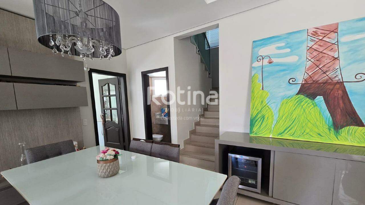 Casa Condomínio Fechado à venda, 5 quartos em Uberlândia no bairro Aclimação no valor de R$ 1.790.000,00 - Rotina Imobiliária: 