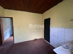 Terreno à venda, 2 quartos em Uberlândia no bairro Aclimação no valor de R$ 230.000,00 - Rotina Imobiliária: 