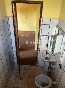 Terreno à venda, 2 quartos em Uberlândia no bairro Aclimação no valor de R$ 230.000,00 - Rotina Imobiliária: 