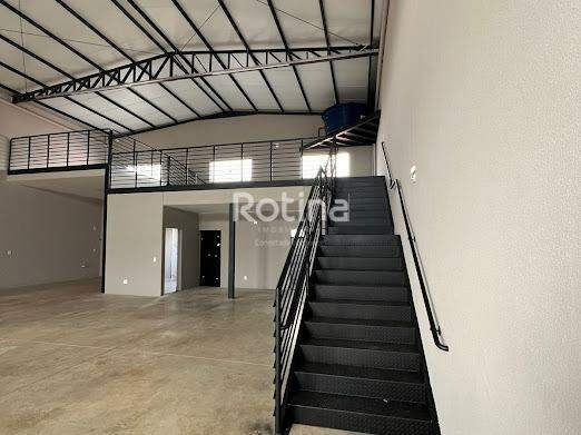 Galpão para alugar, em Uberlândia no bairro Novo Mundo no valor de R$ 13.000,00 - Rotina Imobiliária: 