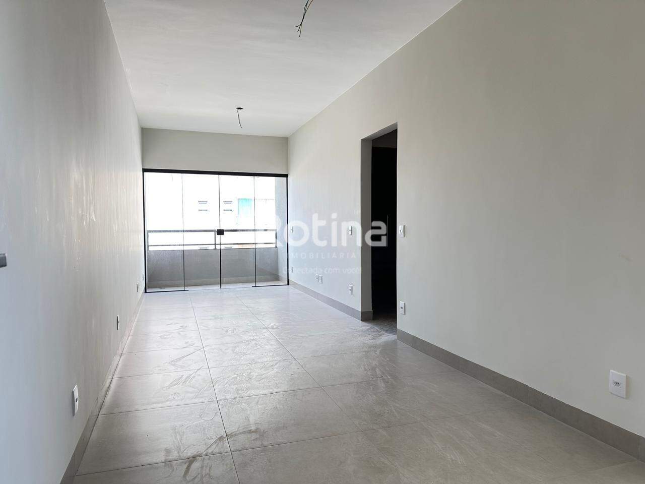 Apartamento à venda, 3 quartos em Uberlândia no bairro Saraiva no valor de R$ 462.000,00 - Rotina Imobiliária: 