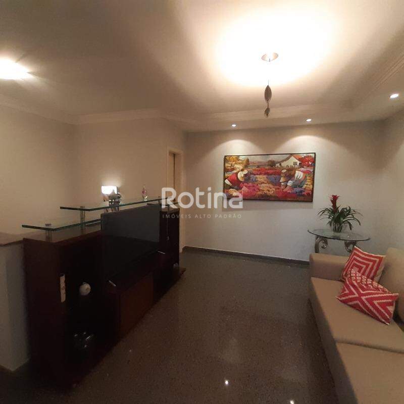 Cobertura à venda, 3 quartos em Uberlândia no bairro Martins no valor de R$ 1.200.000,00 - Rotina Imobiliária: 