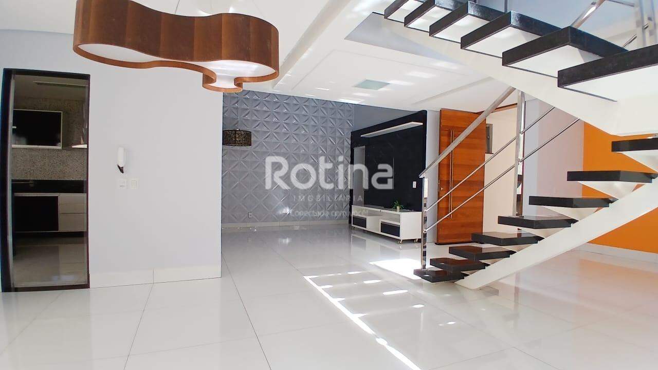 Casa à venda, 3 quartos em Uberlândia no bairro Alto Umuarama no valor de R$ 1.850.000,00 - Rotina Imobiliária: 