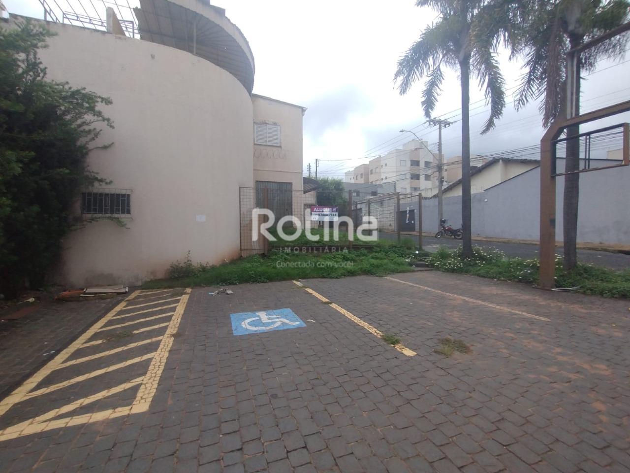 Casa Comercial para alugar, em Uberlândia no bairro Saraiva no valor de R$ 3.000,00 - Rotina Imobiliária: 