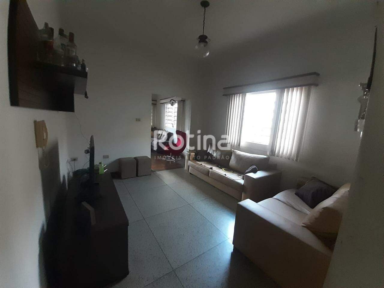 Casa à venda, 3 quartos em Uberlândia no bairro Nossa Senhora Aparecida no valor de R$ 900.000,00 - Rotina Imobiliária: 