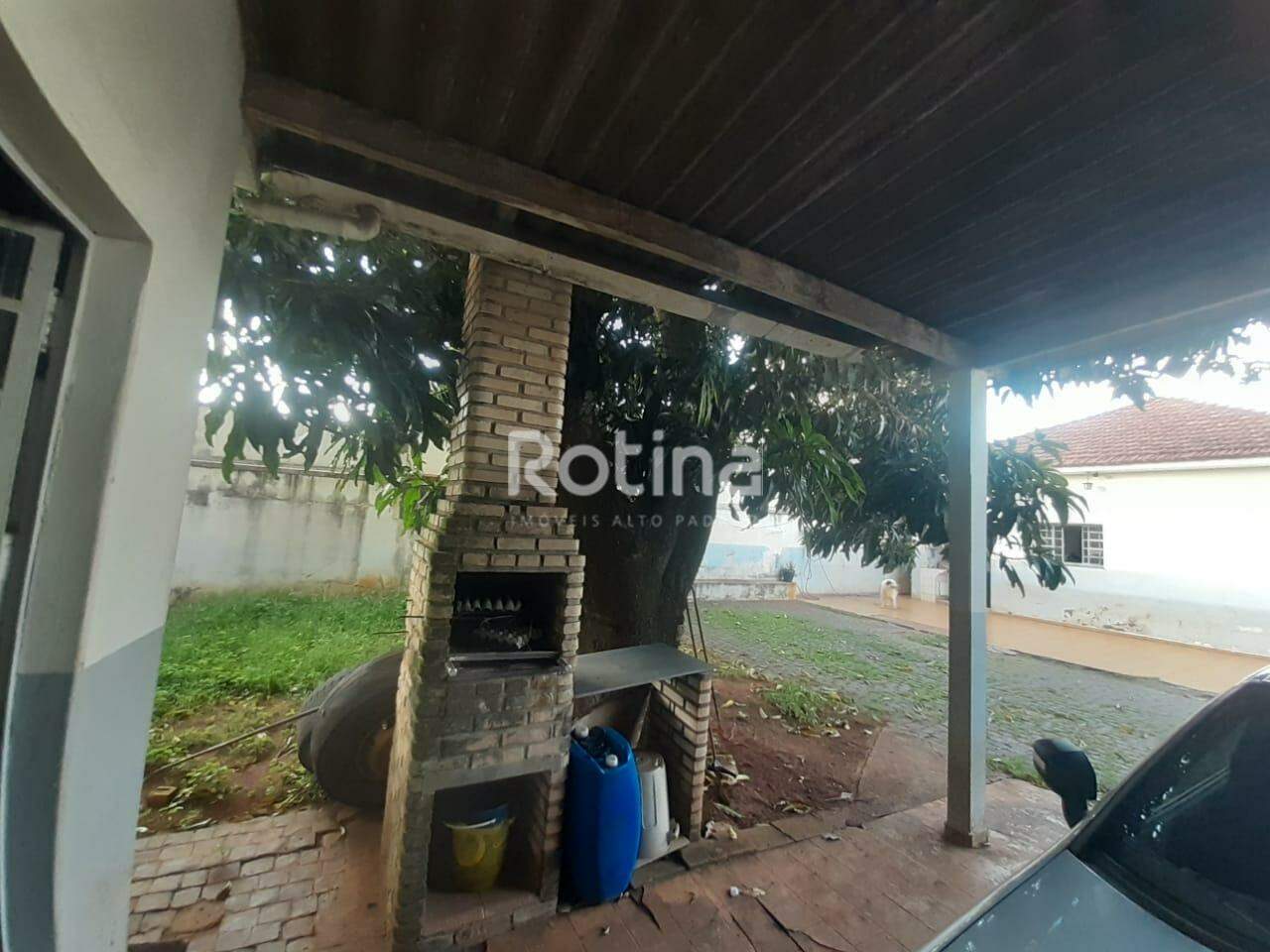 Casa à venda, 3 quartos em Uberlândia no bairro Nossa Senhora Aparecida no valor de R$ 900.000,00 - Rotina Imobiliária: 