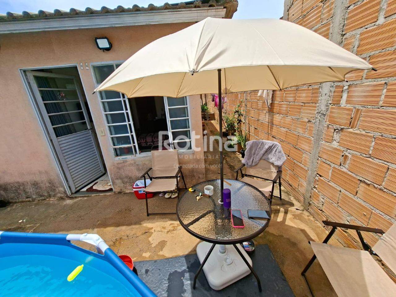 Casa à venda, 2 quartos em Uberlândia no bairro Loteamento Monte Hebron no valor de R$ 220.000,00 - Rotina Imobiliária: 