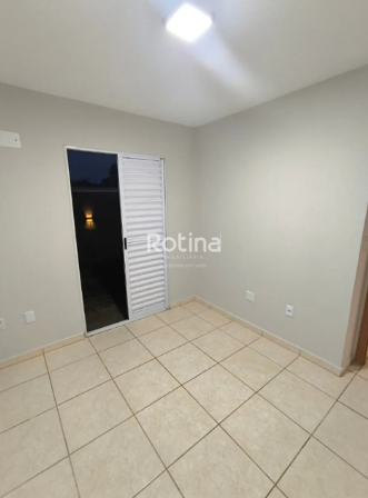 Apartamento à venda, 2 quartos em Uberlândia no bairro Jardim Holanda no valor de R$ 230.000,00 - Rotina Imobiliária: 