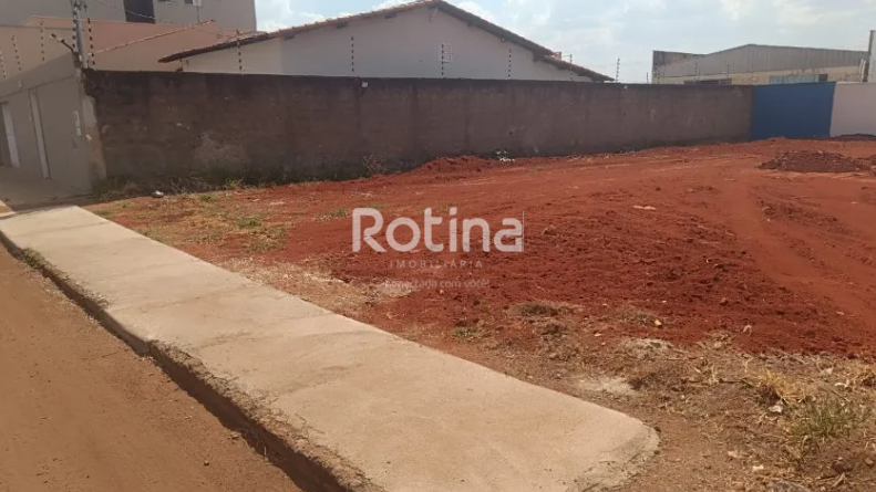 Terreno à venda, em Uberlândia no bairro Santa Mônica no valor de R$ 410.000,00 - Rotina Imobiliária: 