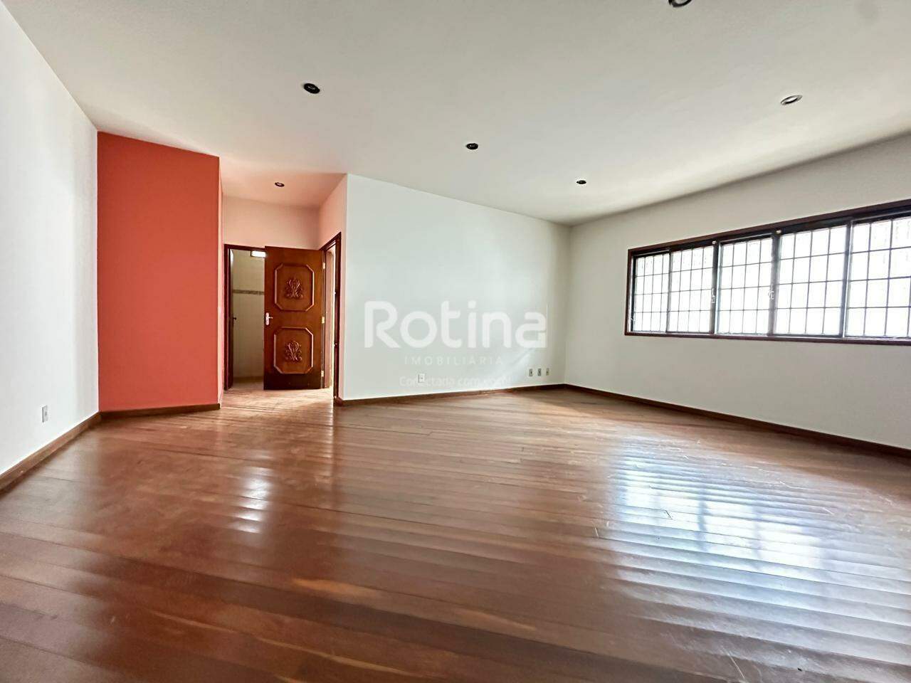 Casa à venda, 4 quartos em Uberlândia no bairro Jardim Finotti no valor de R$ 820.000,00 - Rotina Imobiliária: 
