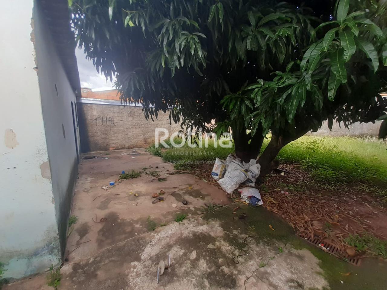 Casa à venda, 3 quartos em Uberlândia no bairro Shopping Park no valor de R$ 250.000,00 - Rotina Imobiliária: 