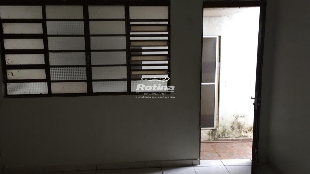 Casa à venda, 5 quartos em Uberlândia no bairro Martins no valor de R$ 900.000,00 - Rotina Imobiliária: 