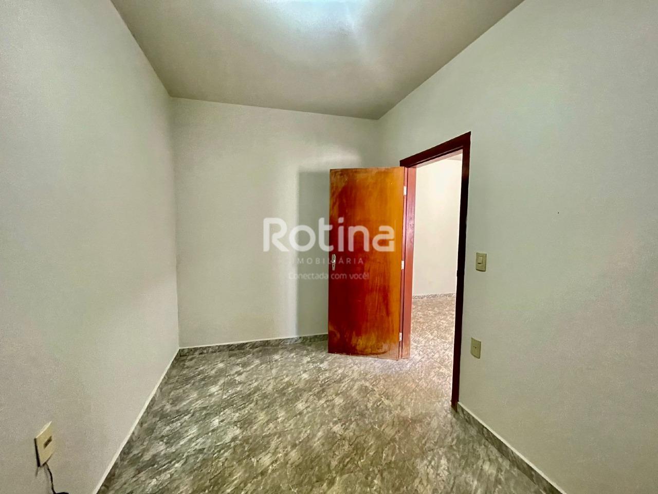 Casa Comercial à venda, 5 quartos em Uberlândia no bairro Nossa Senhora Aparecida no valor de R$ 1.800.000,00 - Rotina Imobiliária: 
