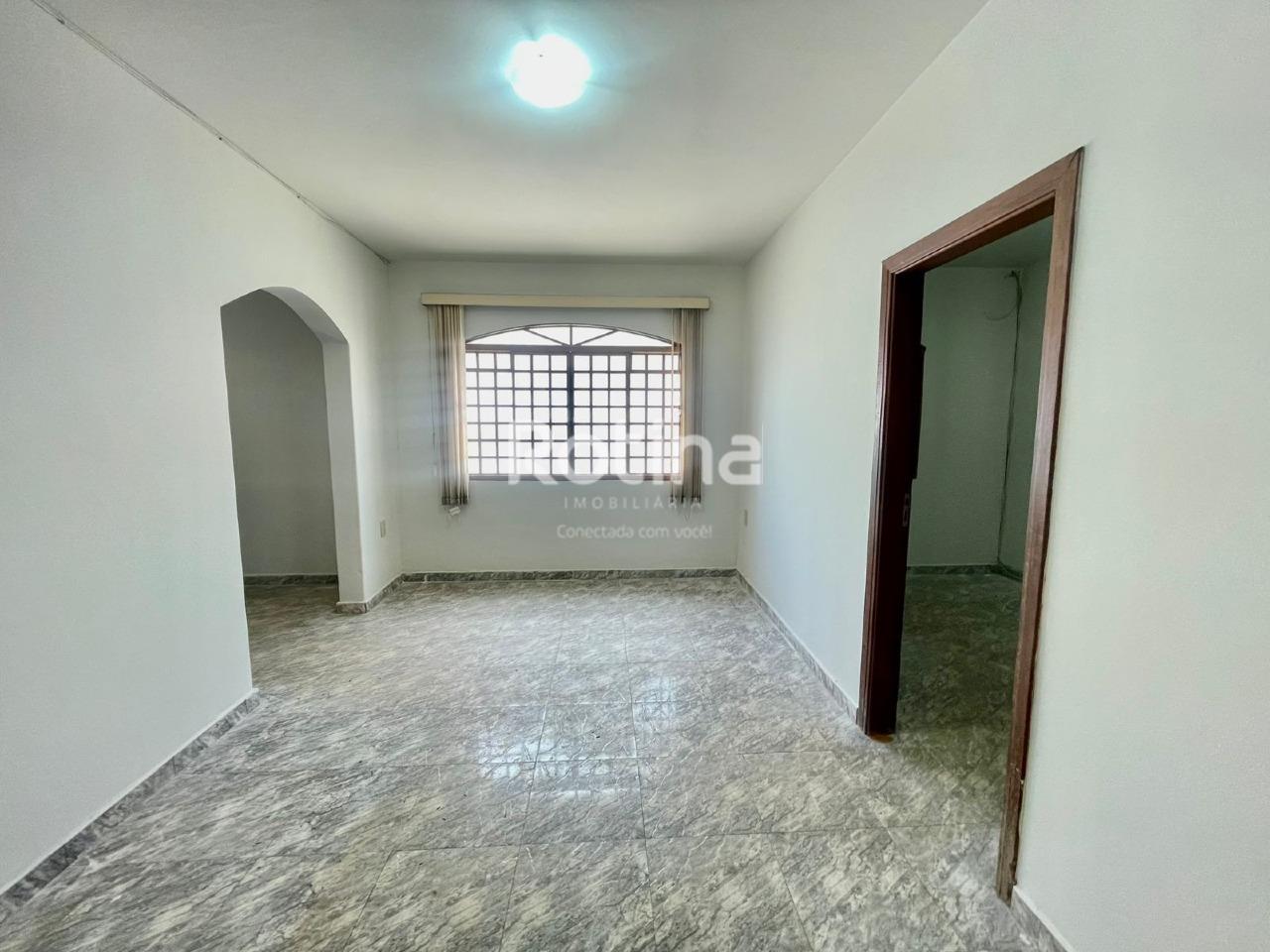 Casa Comercial à venda, 5 quartos em Uberlândia no bairro Nossa Senhora Aparecida no valor de R$ 1.800.000,00 - Rotina Imobiliária: 