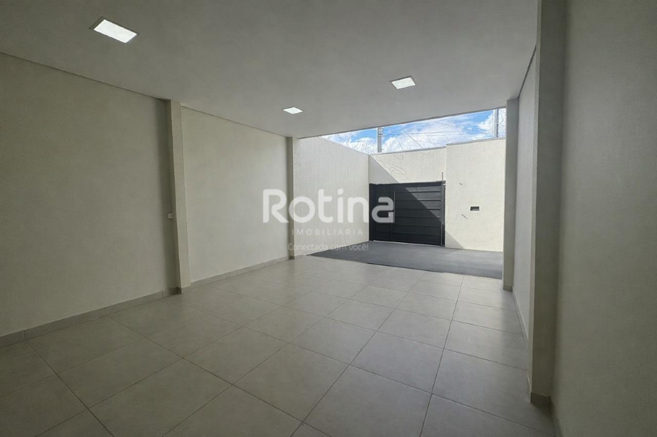 Casa para alugar, 3 quartos em Uberlândia no bairro Aclimação no valor de R$ 7.500,00 - Rotina Imobiliária: 