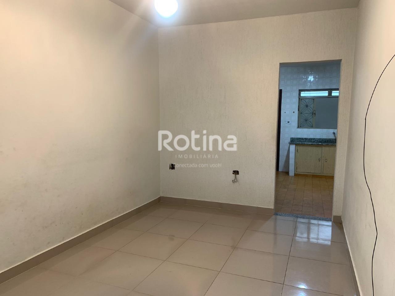 Apartamento à venda, 2 quartos em Uberlândia no bairro Nossa Senhora Aparecida no valor de R$ 200.000,00 - Rotina Imobiliária: 