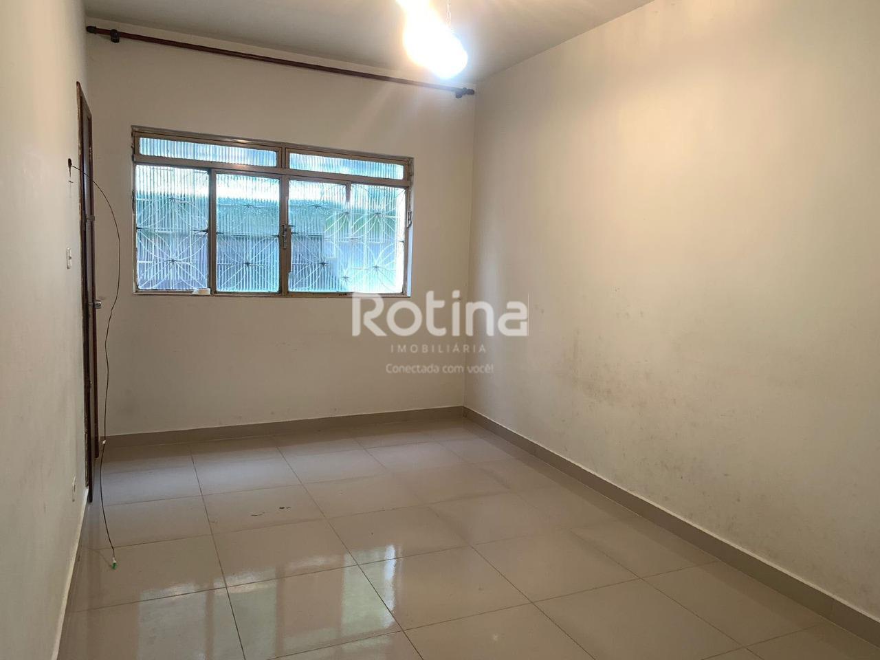 Apartamento à venda, 2 quartos em Uberlândia no bairro Nossa Senhora Aparecida no valor de R$ 200.000,00 - Rotina Imobiliária: 