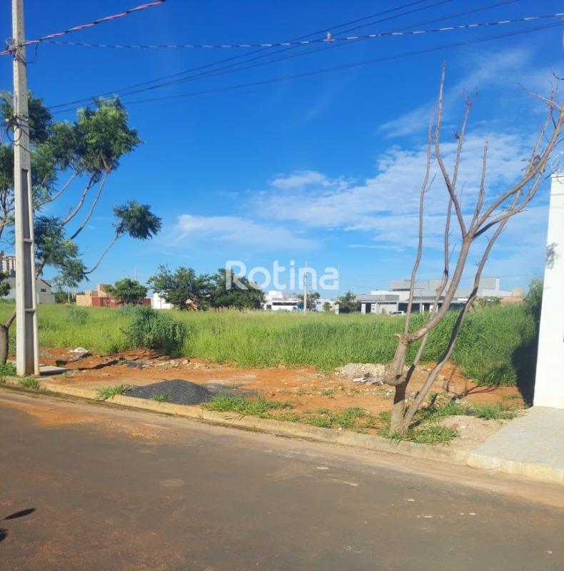 Terreno à venda, em Uberlândia no bairro Novo Mundo no valor de R$ 240.000,00 - Rotina Imobiliária: 