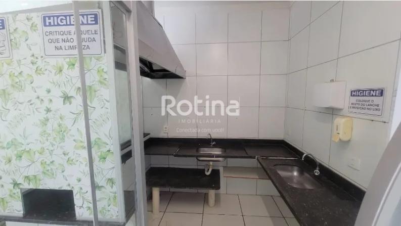 Comercial para alugar, em Uberlândia no bairro Presidente Roosevelt no valor de R$ 1.600,00 - Rotina Imobiliária: 