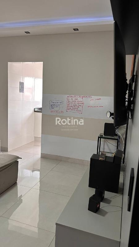 Apartamento à venda, 2 quartos em Uberlândia no bairro Granada no valor de R$ 250.000,00 - Rotina Imobiliária: 