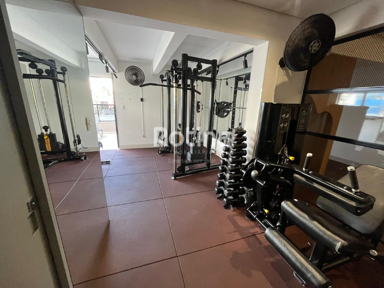 Apartamento para alugar, 3 quartos em Uberlândia no bairro Santa Mônica no valor de R$ 4.700,00 - Rotina Imobiliária: 