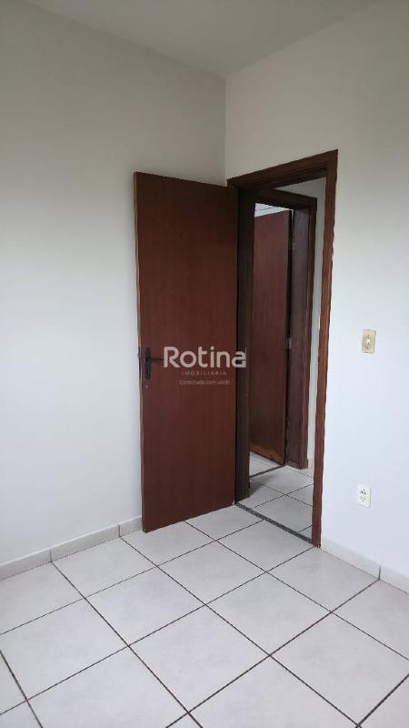 Apartamento à venda, 3 quartos em Uberlândia no bairro Umuarama no valor de R$ 380.000,00 - Rotina Imobiliária: 