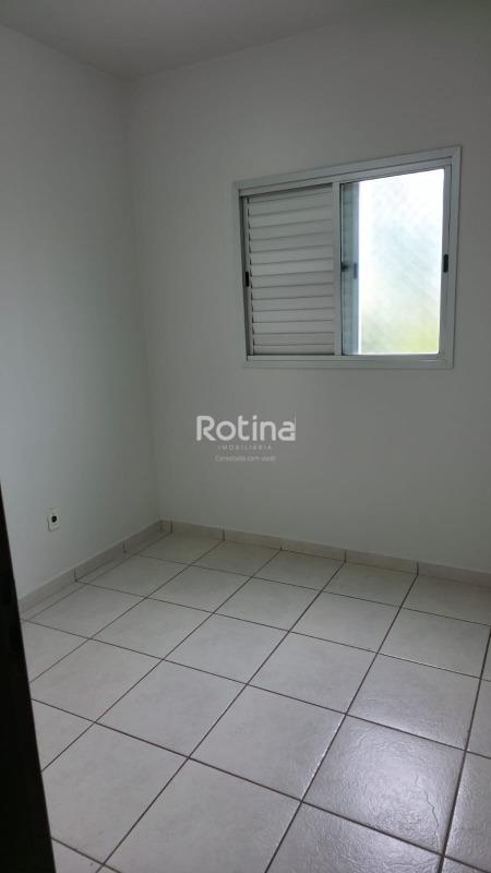 Apartamento à venda, 3 quartos em Uberlândia no bairro Umuarama no valor de R$ 380.000,00 - Rotina Imobiliária: 