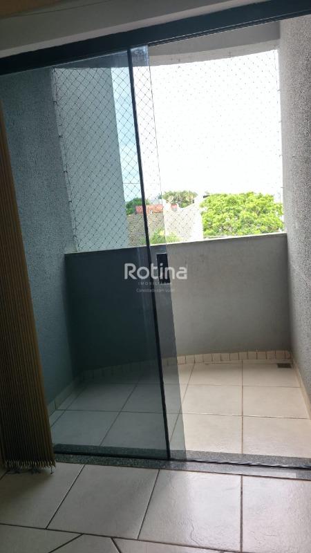 Apartamento à venda, 3 quartos em Uberlândia no bairro Umuarama no valor de R$ 380.000,00 - Rotina Imobiliária: 