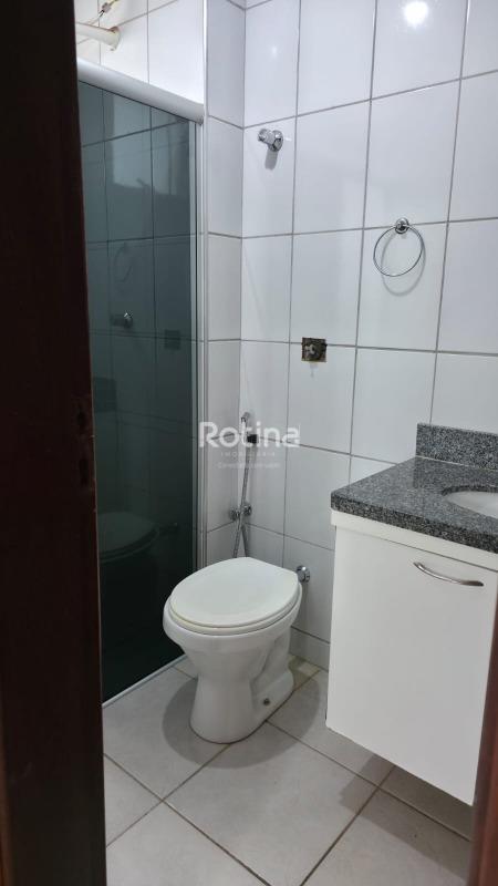 Apartamento à venda, 3 quartos em Uberlândia no bairro Umuarama no valor de R$ 380.000,00 - Rotina Imobiliária: 