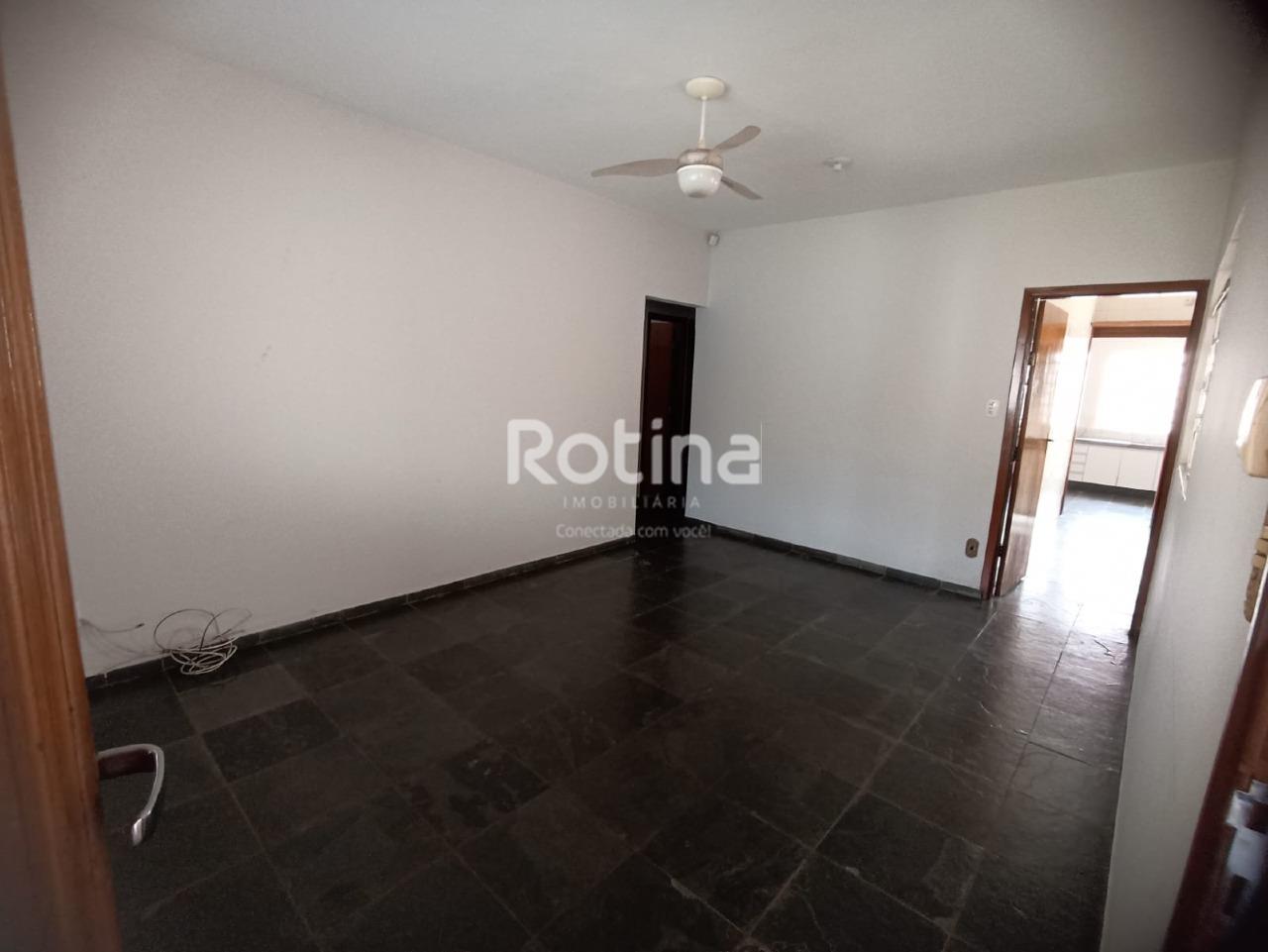 Casa à venda, 3 quartos em Uberlândia no bairro Cidade Jardim no valor de R$ 490.000,00 - Rotina Imobiliária: 