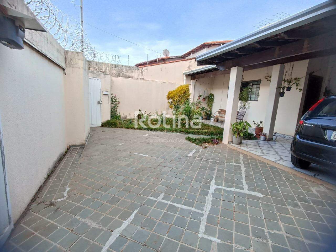 Casa à venda, 3 quartos em Uberlândia no bairro Carajás no valor de R$ 580.000,00 - Rotina Imobiliária: 