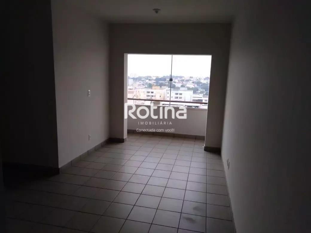 Apartamento para alugar, 3 quartos em Uberlândia no bairro Martins no valor de R$ 1.800,00 - Rotina Imobiliária: 