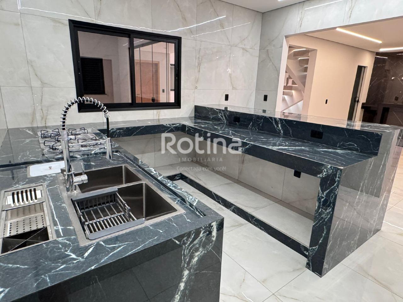 Casa à venda, 4 quartos em Uberlândia no bairro Bosque dos Buritis no valor de R$ 1.550.000,00 - Rotina Imobiliária: 