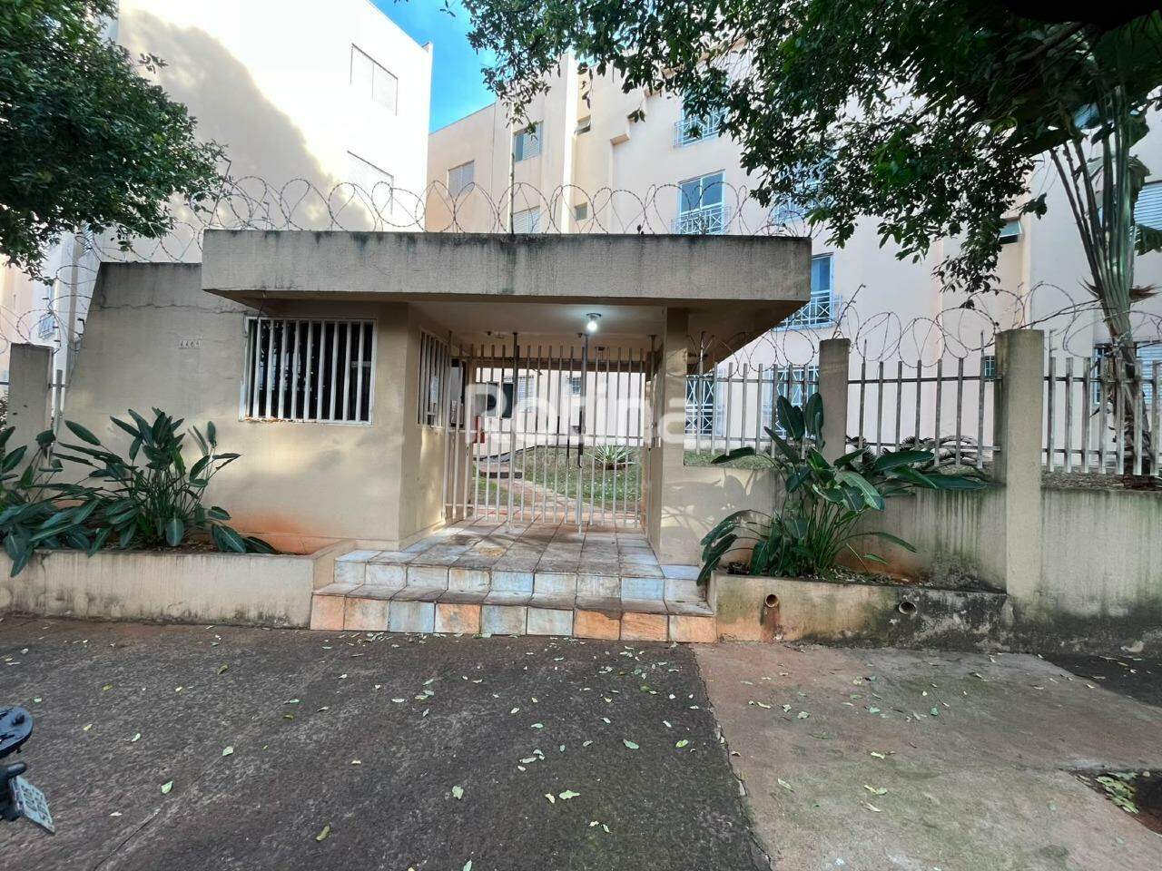 Apartamento para alugar, 2 quartos em Uberlândia no bairro Umuarama no valor de R$ 1.300,00 - Rotina Imobiliária: 