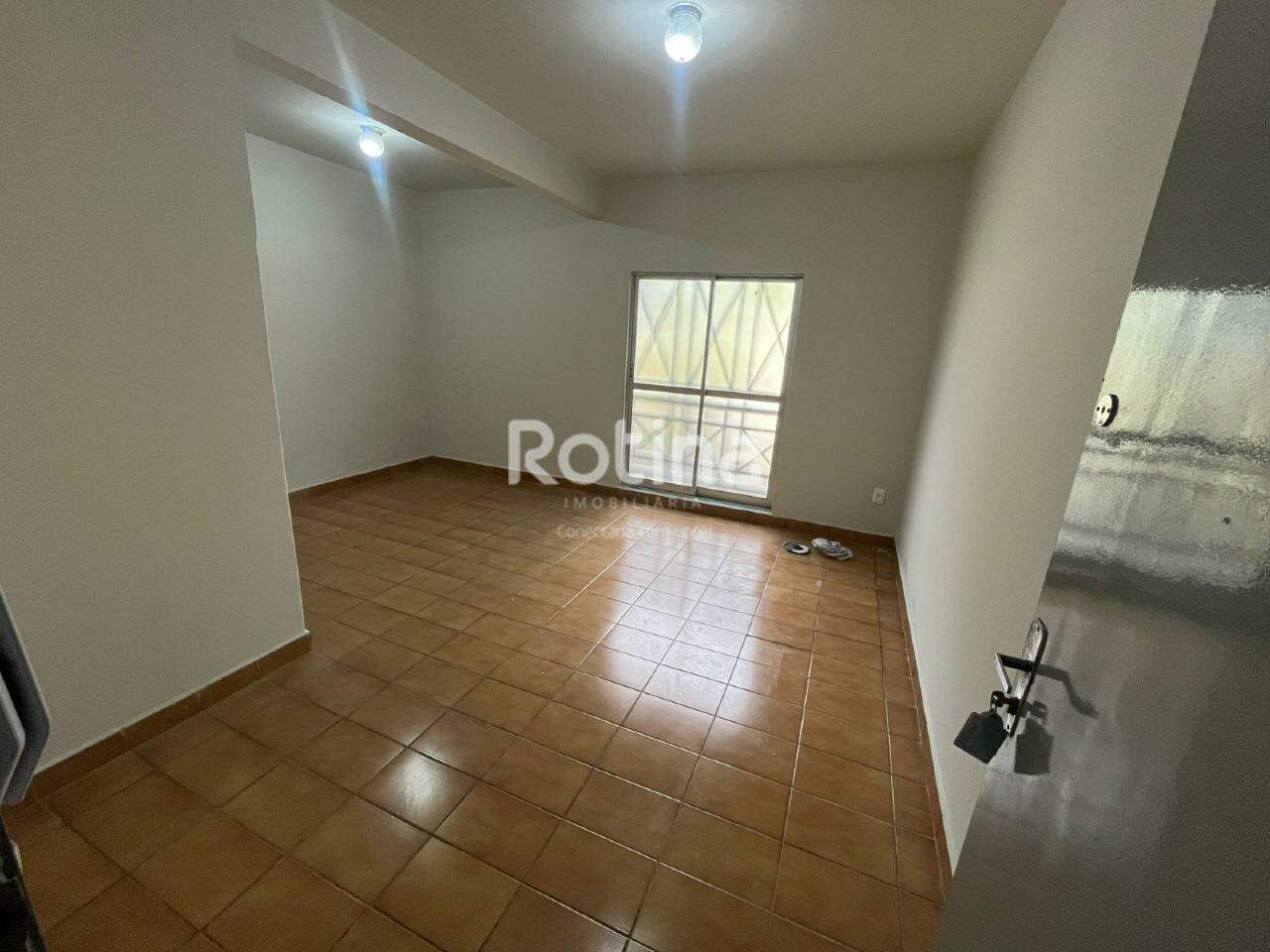 Apartamento para alugar, em Uberlândia no bairro Umuarama no valor de R$ 1.200,00 - Rotina Imobiliária: 