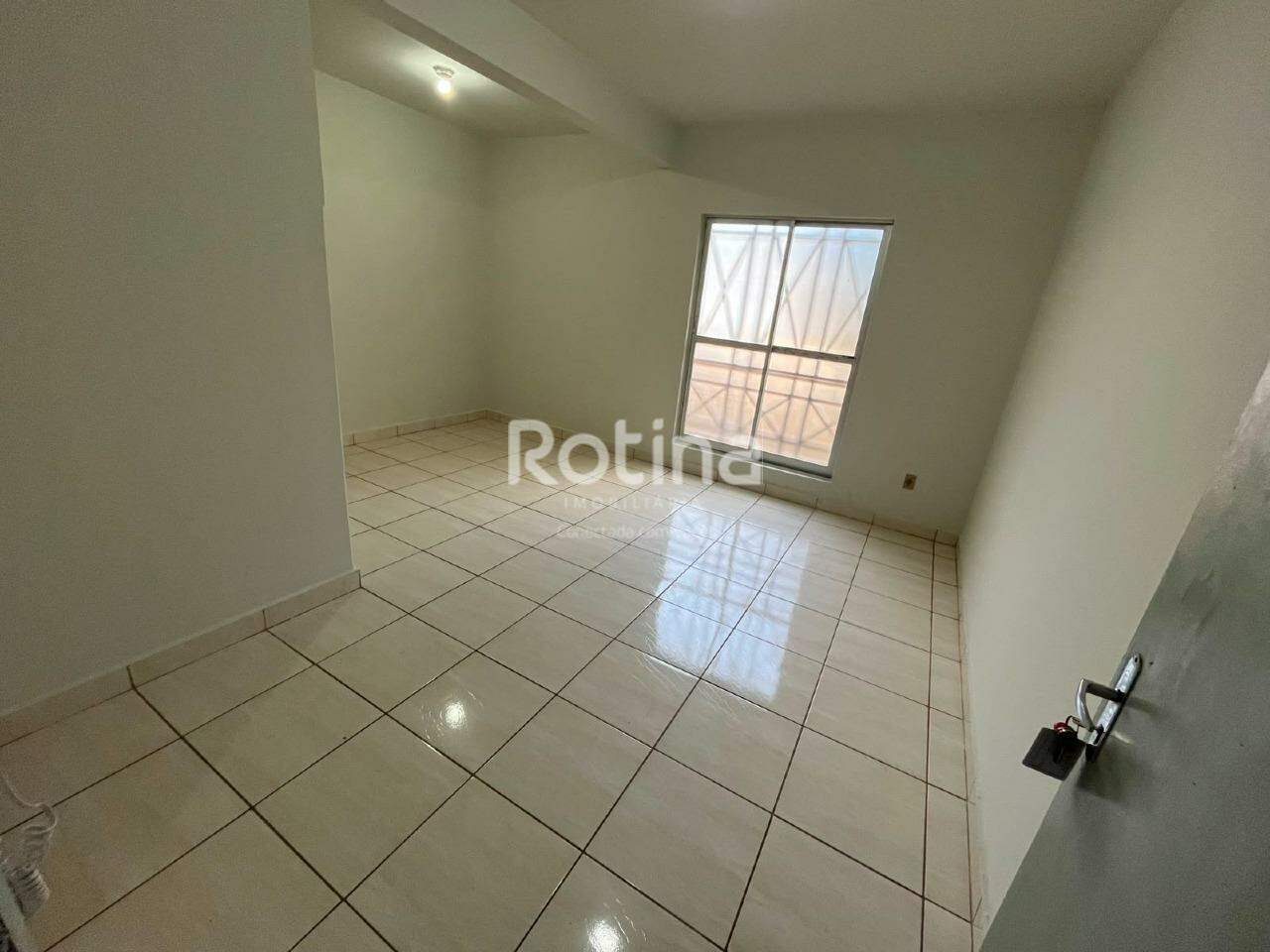 Apartamento para alugar, 2 quartos em Uberlândia no bairro Umuarama no valor de R$ 1.300,00 - Rotina Imobiliária: 