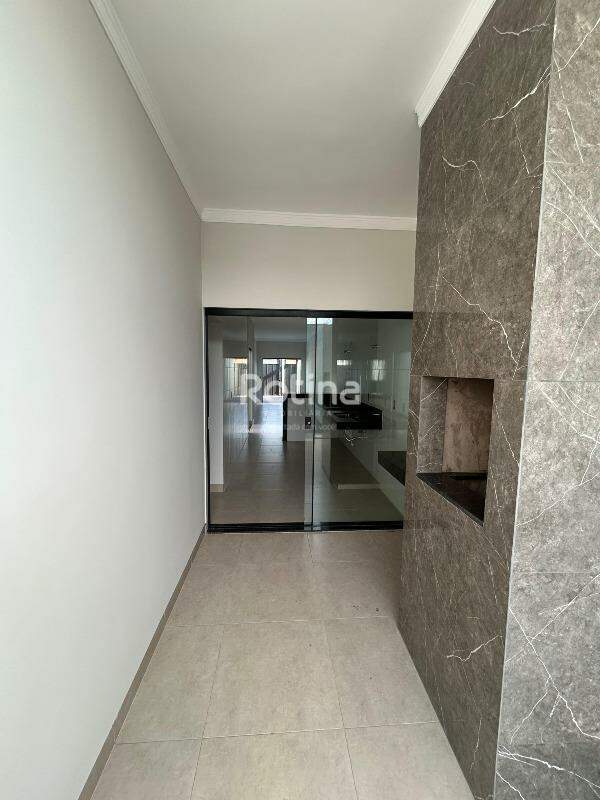Casa à venda, 3 quartos em Uberlândia no bairro Novo Mundo no valor de R$ 520.000,00 - Rotina Imobiliária: 