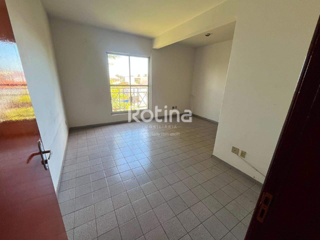 Apartamento para alugar, 2 quartos em Uberlândia no bairro Presidente Roosevelt no valor de R$ 1.200,00 - Rotina Imobiliária: 
