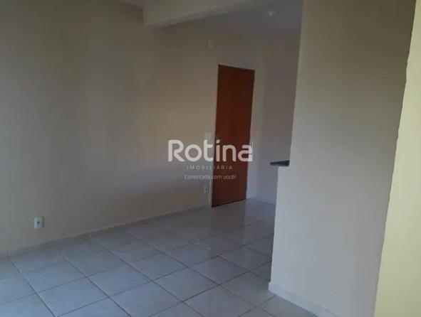 Apartamento para alugar, 3 quartos em Uberlândia no bairro Mansour no valor de R$ 1.000,00 - Rotina Imobiliária: 