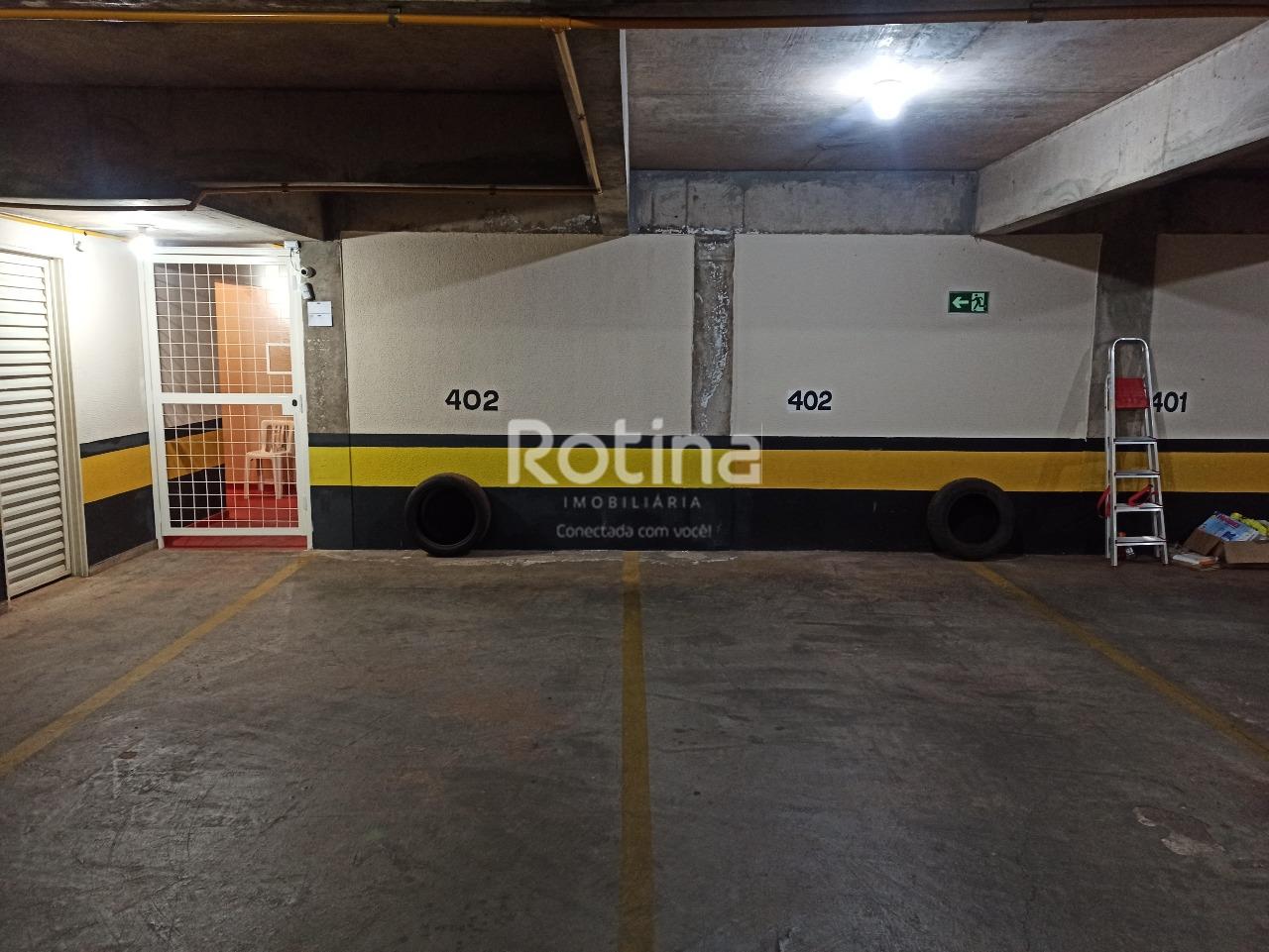 Apartamento para alugar, 3 quartos em Uberlândia no bairro Fundinho no valor de R$ 1.700,00 - Rotina Imobiliária: 
