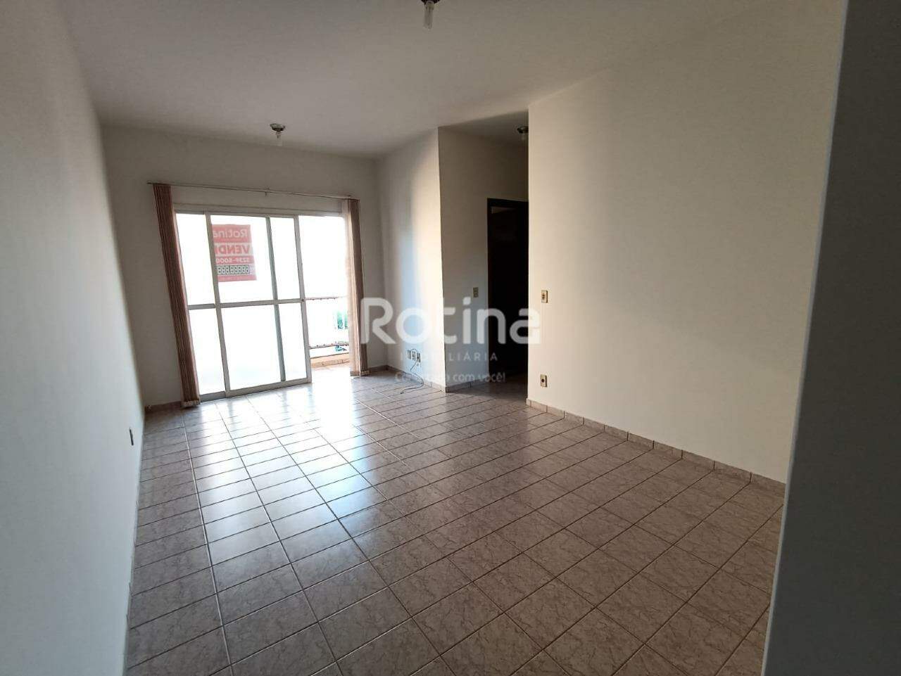 Apartamento à venda, 2 quartos em Uberlândia no bairro Segismundo Pereira no valor de R$ 208.000,00 - Rotina Imobiliária: 