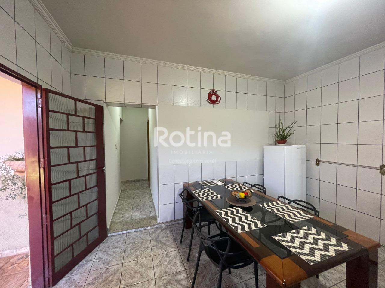 Sala para alugar, em Uberlândia no bairro Brasil no valor de R$ 1.000,00 - Rotina Imobiliária: 
