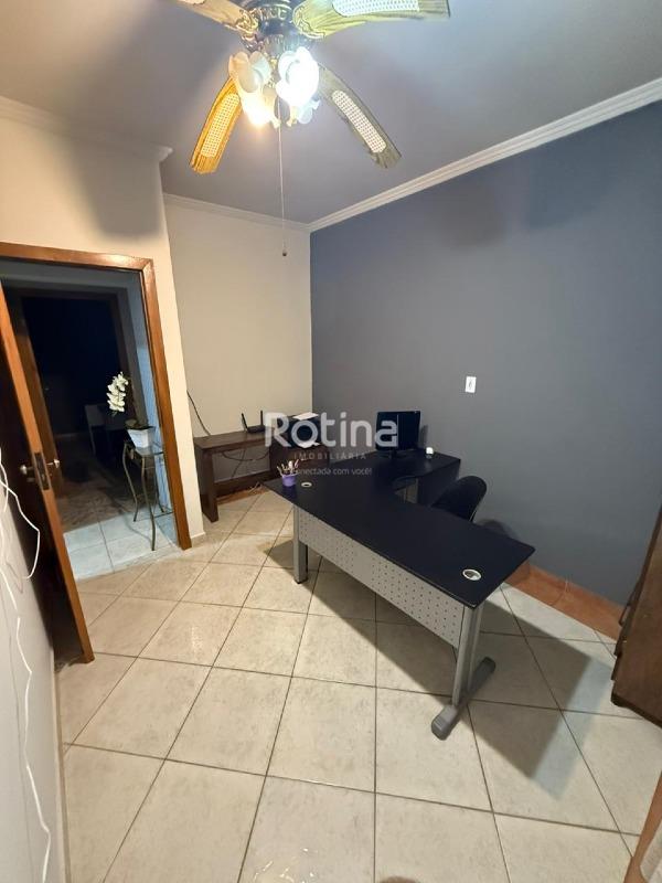 Sala para alugar, em Uberlândia no bairro Brasil no valor de R$ 1.000,00 - Rotina Imobiliária: 