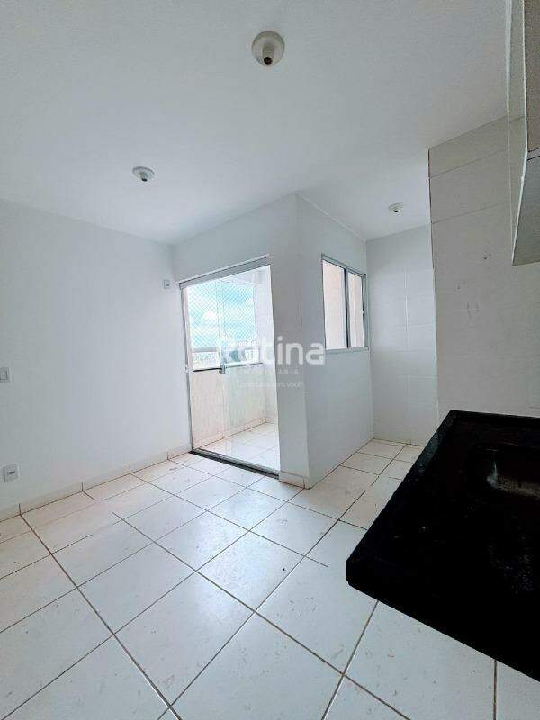 Apartamento à venda, 2 quartos em Uberlândia no bairro Jardim Europa no valor de R$ 245.000,00 - Rotina Imobiliária: 