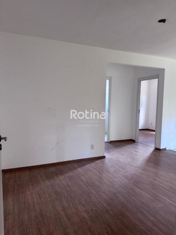 Apartamento à venda, 2 quartos em Uberlândia no bairro Pacaembu no valor de R$ 180.000,00 - Rotina Imobiliária: 