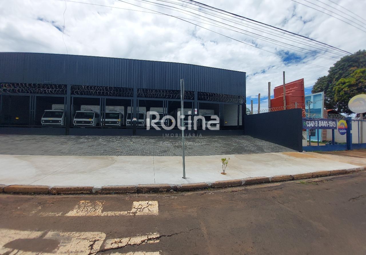 Galpão para alugar, em Uberlândia no bairro Umuarama no valor de R$ 25.000,00 - Rotina Imobiliária: 